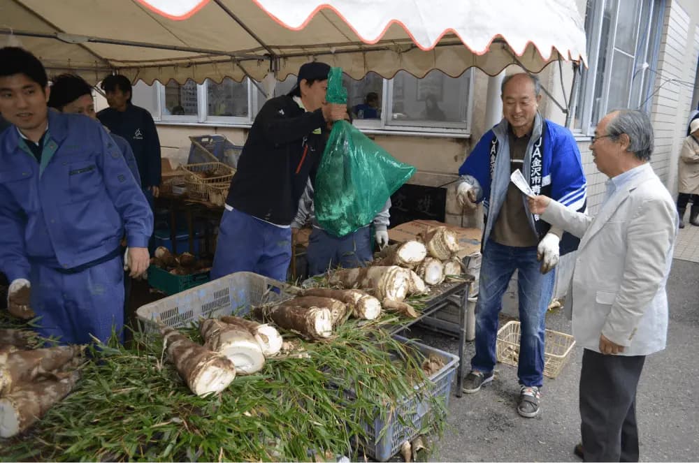 たけのこ直売の様子2